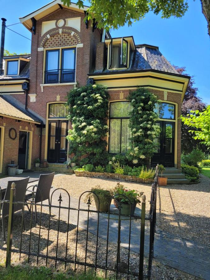Pastorie Waaxens Bed & Breakfast Exterior foto