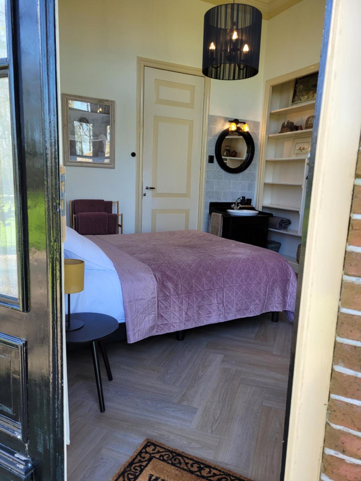 Pastorie Waaxens Bed & Breakfast Exterior foto